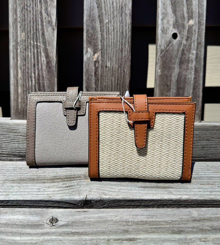 Bessie Canvas Wallet