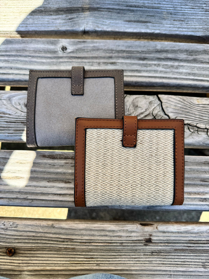 Bessie Canvas Wallet