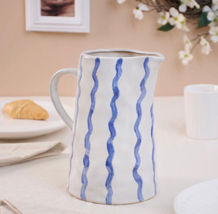 Wave Pitcher