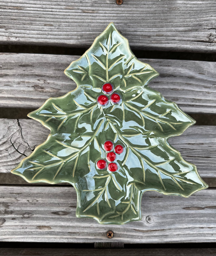 Holly Tree Plate